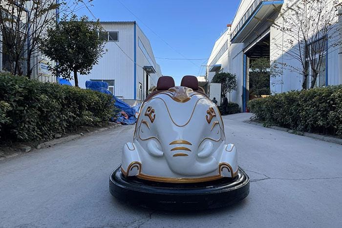 Fabbrica di autoscontri con elefanti Elephant Bumper Cars factory
