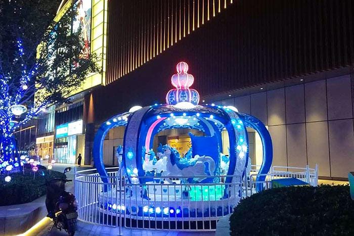 ice snow carousel rides